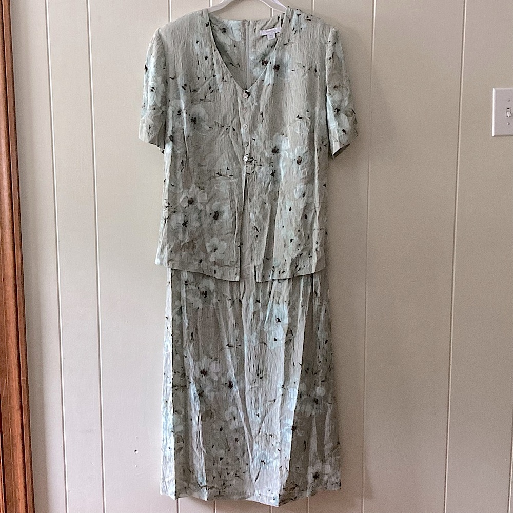 ⭐️ Vintage Dressbarn Women Pastel Floral Short Sleeve Maxi Dress 14W